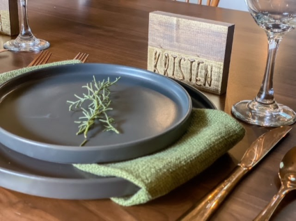 place setting with name